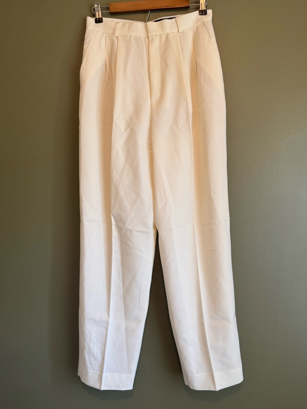 Classiques Entier Cream Wool Dress Pants - Tailored Pleat Front